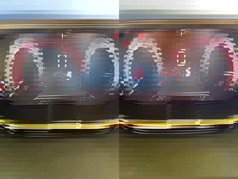 Image Peugeot 5008 2.0 BlueHDi 180 GT EAT8 Matrix leds GPS Carplay Caméra 7 places Régul Adapt Clim auto Gtie 1 an 